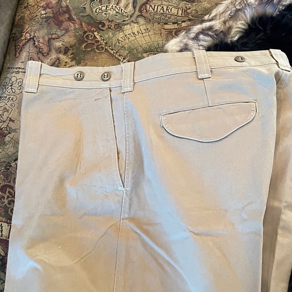 Filson Men's Cream Chinos - Picture 5 of 6